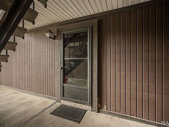 2nd image of 1090 Mersey Bend Dr APT A