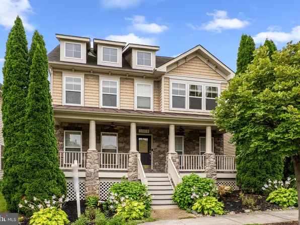 23819 Burdette Forest Rd, Clarksburg, MD 20871