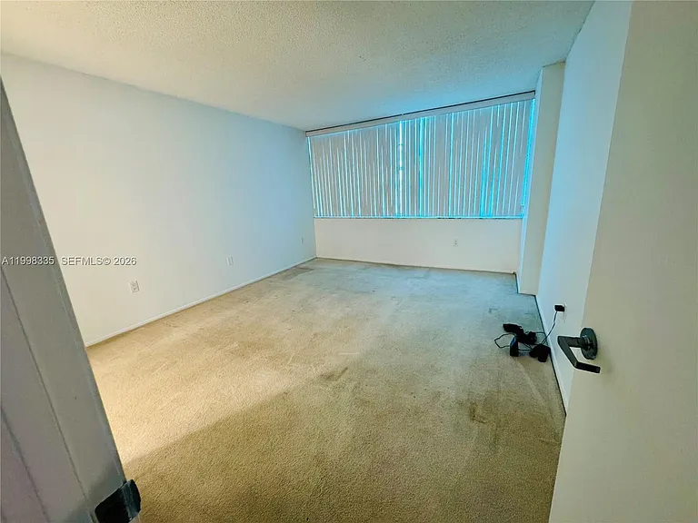 18011 Biscayne Blvd #1003 — Photo 11