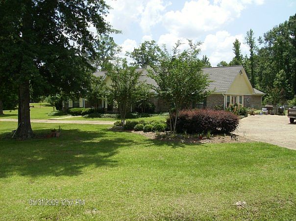 2nd image of 5410 Windsor Cir