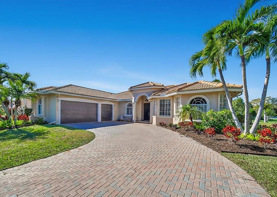 1st image of 2202 SW Golden Bear Way