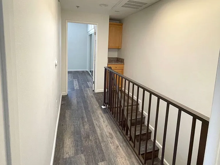5330 Satsuma Ave — Photo 8
