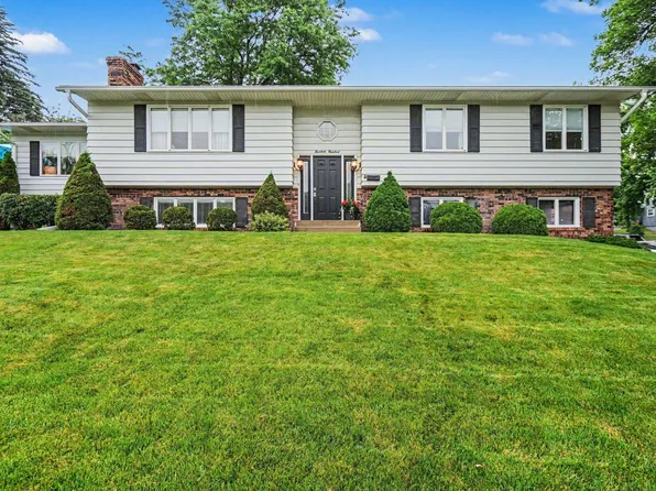 1400 4th St S, South Saint Paul, MN 55075