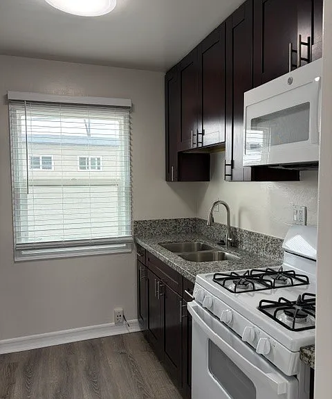 4146 Estrella Ave #4146.5 — Photo 9