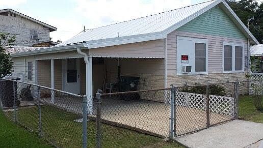 2nd image of 508 Oak St