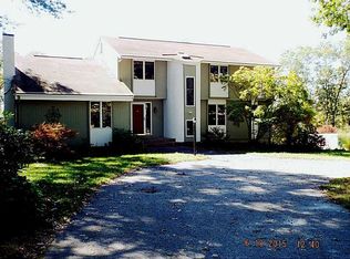 126 Farm Dr, Cumberland, RI 02864