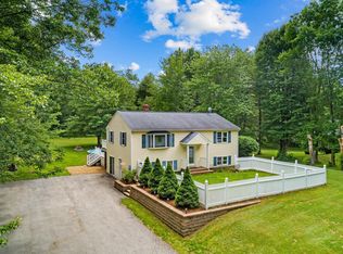 41 Barretts Hill Rd, Hudson, NH 03051