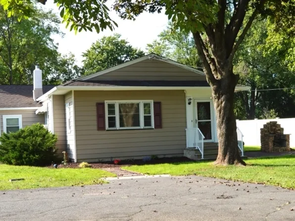 132 Stony Brook Rd #132, Somerville, NJ 08876