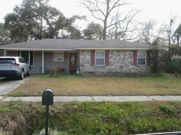 3838 Arrowhead Dr, Slidell, LA 70458