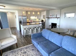 175 Main St APT 5, Niantic, CT 06357