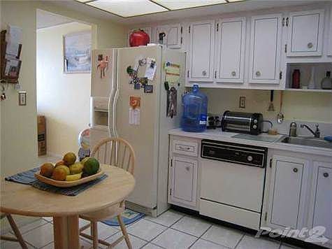 3rd image of 18011 Biscayne Blvd #1603-1