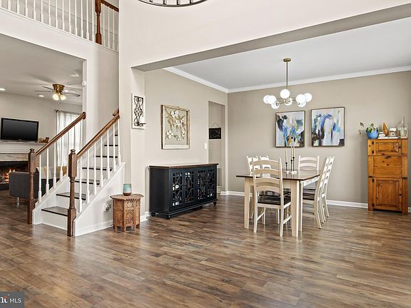 5th image of 263 Parker Pl