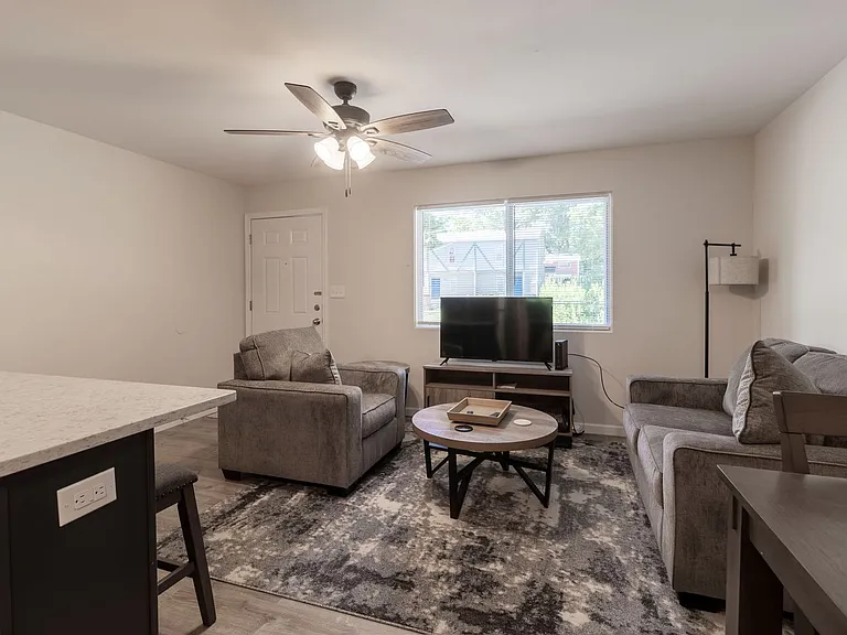 801 N Ann St #4 — Photo 6