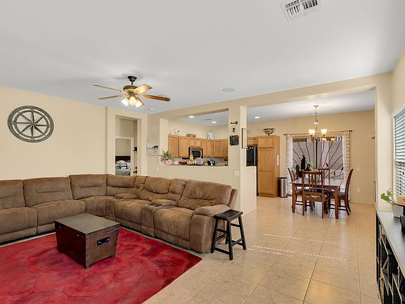 4th image of 819 W Calle Muro Fuerte
