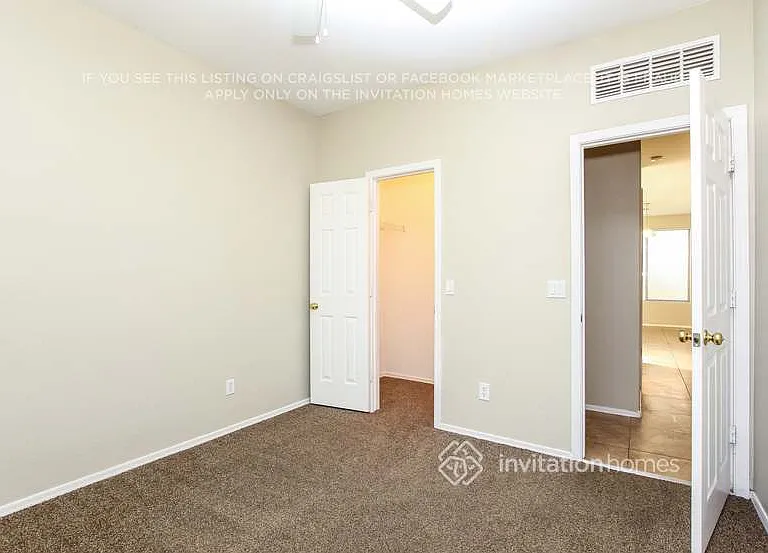6826 S 30th Ln — Photo 14