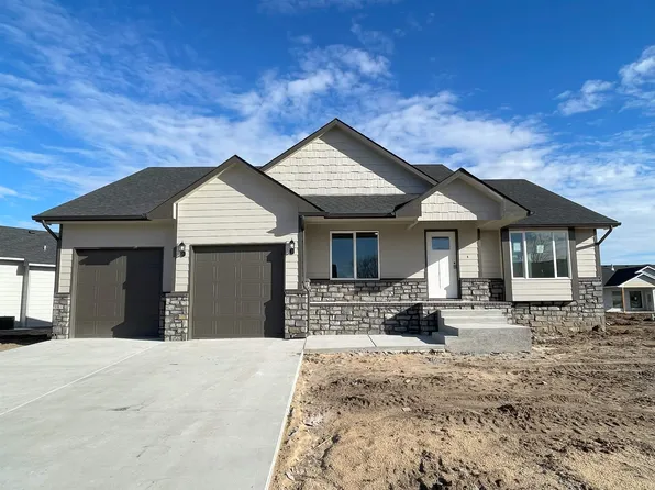 1216 N Main St, Goddard, KS 67052