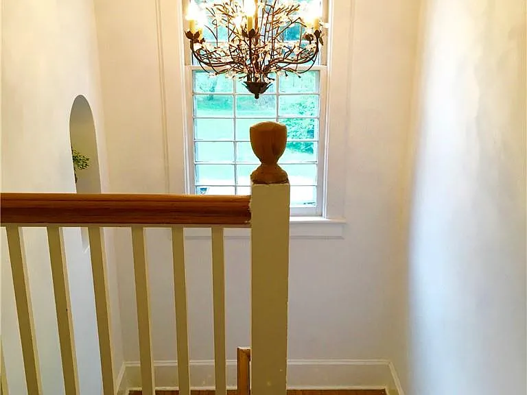 95 Rockland Rd — Photo 12