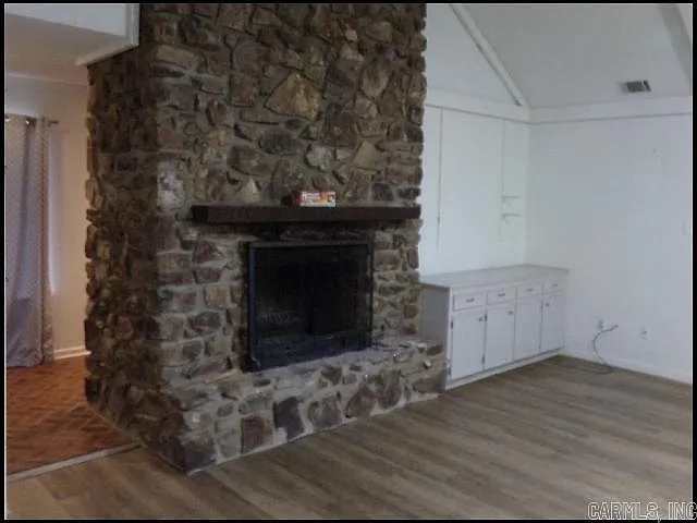 711 Mimi Ln — Photo 5