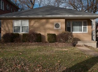 6763 Etzel Ave, Saint Louis, MO 63130