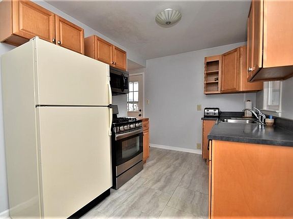5th image of 13403 Shady Oak Blvd