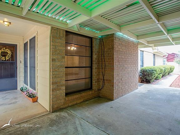 4th image of 915 Ruswood Cir