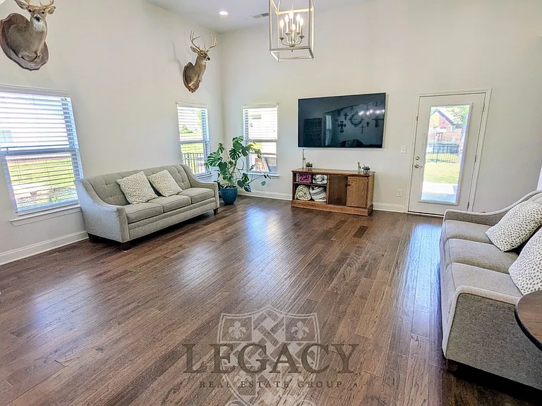 6150 Christmas Dr — Photo 4
