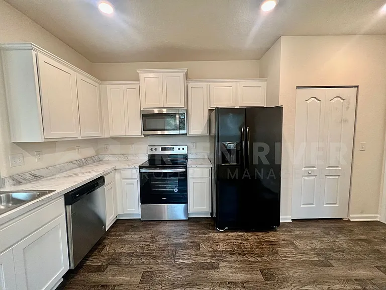 294 Aralia Ln — Photo 10