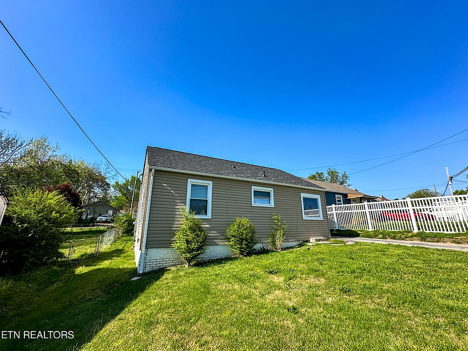 2317 Coker Ave, Knoxville, TN 37917 Zillow