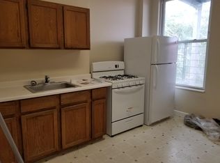 2355 W Grand Ave APT 3E, Chicago, IL 60612