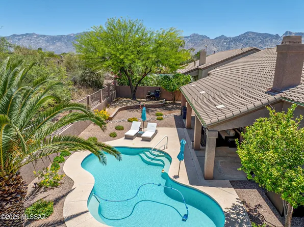 218 W Milbrae Springs Dr, Oro Valley, AZ 85755