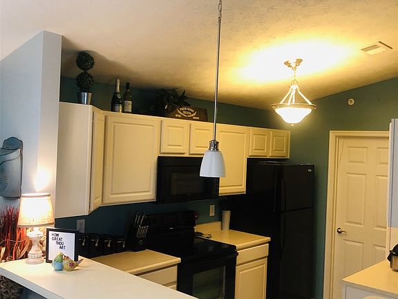 5th image of 1170 Retriever Way Unit 204