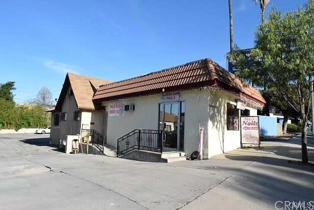 1st image of 2141 Lake Ave