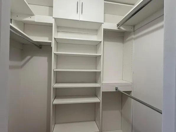 1437 John Street image 9 of 13