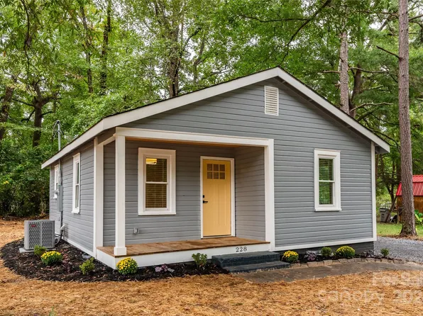 228 Posey St, Gastonia, NC 28052