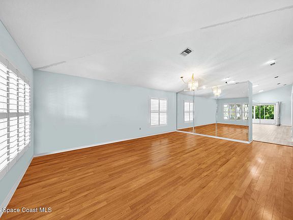 4th image of 7895 Citrus Creek Dr