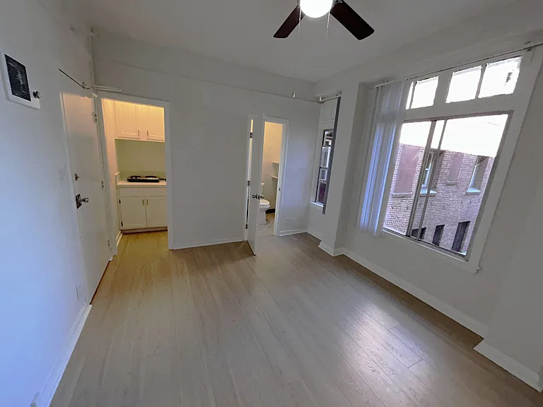 3316 San Marino St #206 — Photo 4