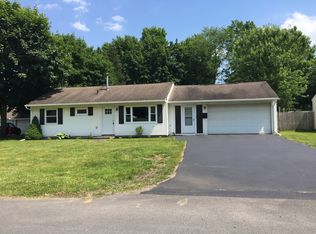 10 Beechnut Ter, Whitesboro, NY 13492