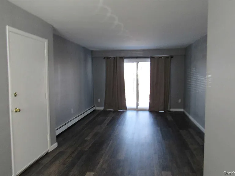 9 Alpine Dr #D — Photo 10