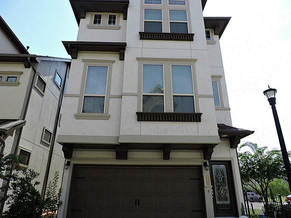 1st image of 2743 Kings Retreat Cir