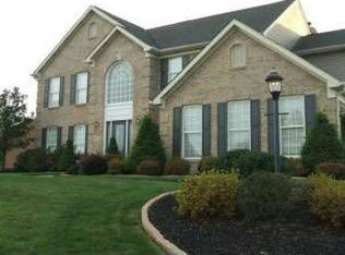 4922 Oakhurst Ave, Gibsonia, PA