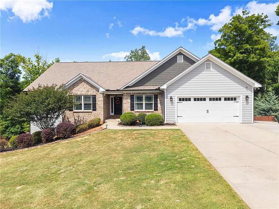 1st image of 494 Katherine Dr