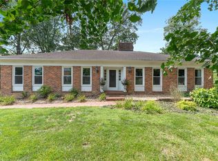 9836 Wild Deer Rd, Saint Louis, MO 63124