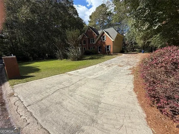 2781 Jen Chris Dr, Snellville, GA 30039