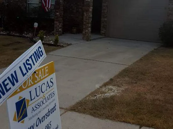 614 Johnnys Cv, Leeds, AL 35094