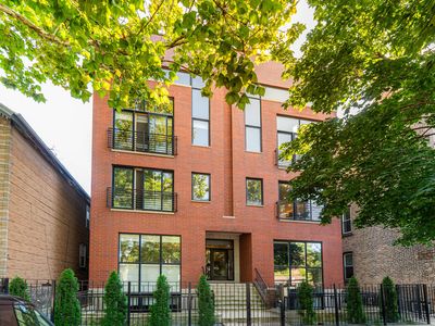 1653 W Huron St APT 2W, Chicago, IL, 60622