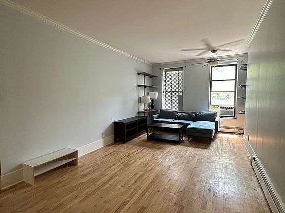 4th image of 309 E 105th St APT 3S