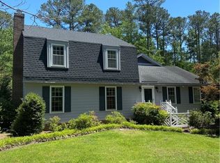 5216 McLeod Rd, Lumberton, NC 28358