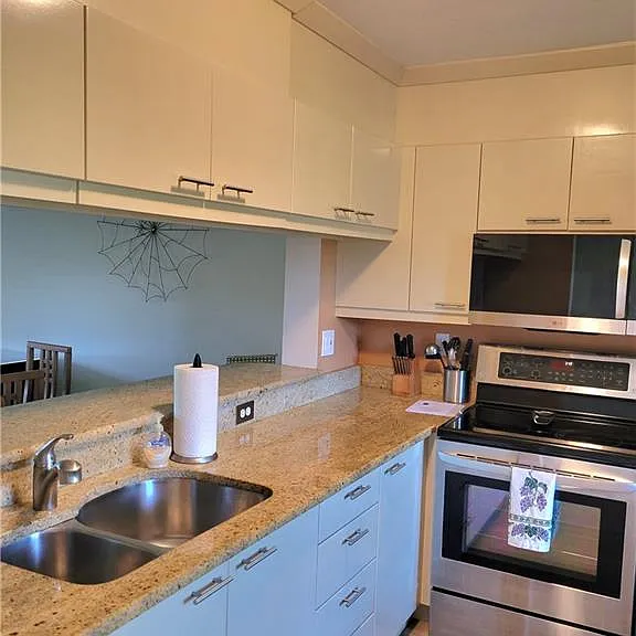1001 Eastham Way #106 — Photo 9