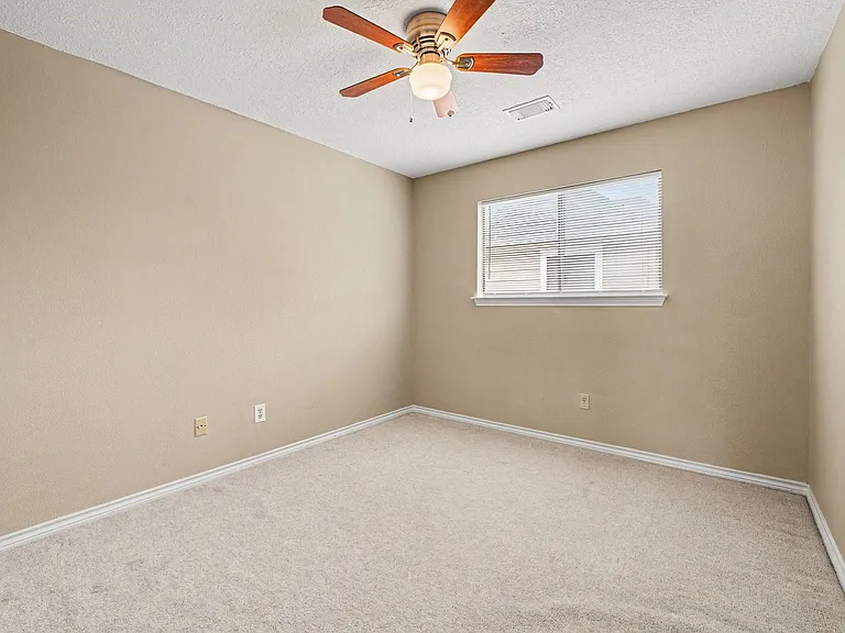 14707 Treborway Dr — Photo 31