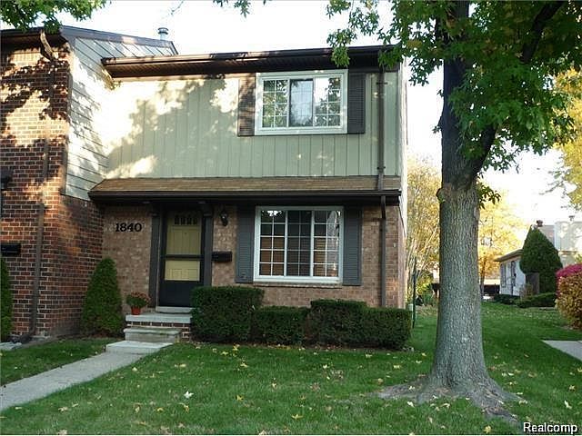 1st image of 1840 Torquay Ave #1